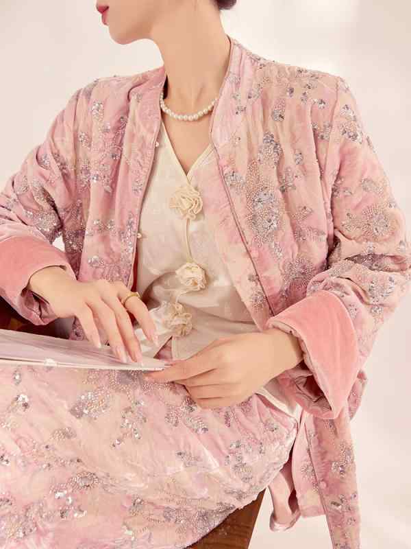レディース 中華風 刺繍 ビーズ セパレート セット トップス ロングスカート 再生繊維 ポリエステル 花柄 刺繍加工 長袖 ロング丈 ゆったりシルエット 春季 秋冬 復古風 日常使い カジュアル 軽量 通勤対応｜novolstore