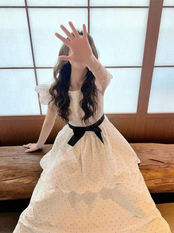 衣装 成人女性用 春夏 フレンチ表現スタイル ラウンド素っ首 パフ捩り ポルカ点点 雪?原材料 うつり変わりひな型 A伝達ルート 中長丈 ご機嫌酉の方角 収腰 か細い相応う 軽さ 通気性 女子らしい 人となり 可愛らしい セットアップなし 単品