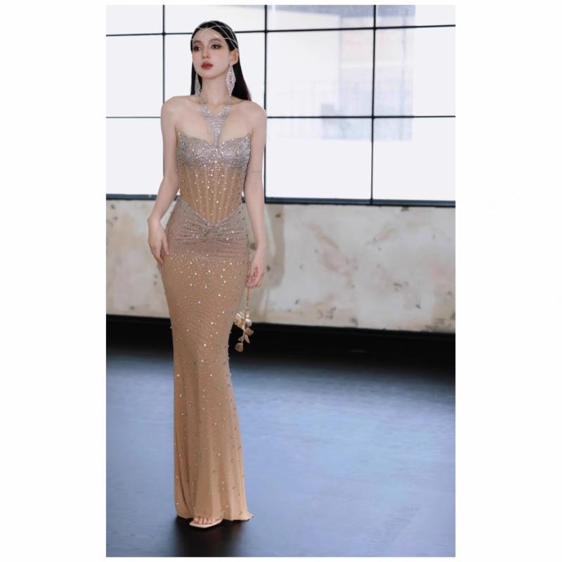 衣装 レディース ロング 包臀 抹胸 無袖 魚骨ガードル 水晶刺しゅう 艶っぽい ローマン的 フォーマル お召しもの 冬 秋冬 厚地の外套 ガードルお召しもの 夕まぐれ 化粧着 晩さん会 御芽出度 ポリエステル 伸縮性 御前上等感 赤銅色 ブラッ