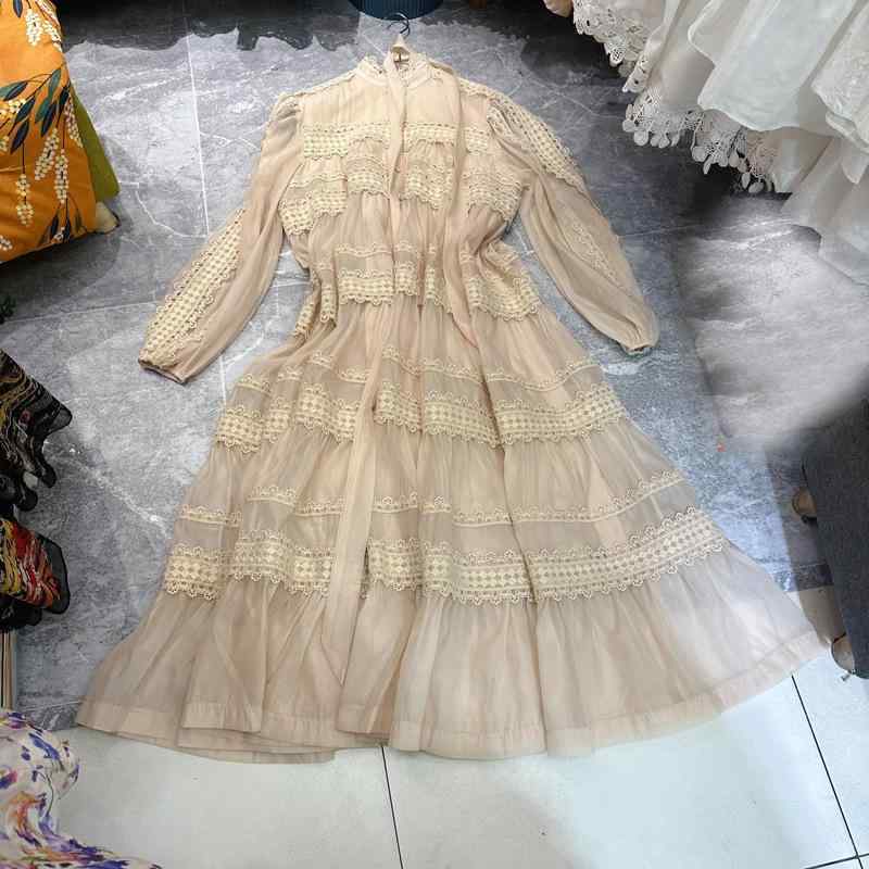 衣裳 レディース 長袖 ロングスコート うつり変わりひな形 ラッフルレース 花柄 広広とした影ぼうし ラウンドのど首 ご機嫌酉の方角 単排名取り草 ゆったり 大層らしい大きさ 精神状態 通い表現スタイル ポッテッドスリーブ 黒いこと 白いこと 緑であること さくら色 ベージ