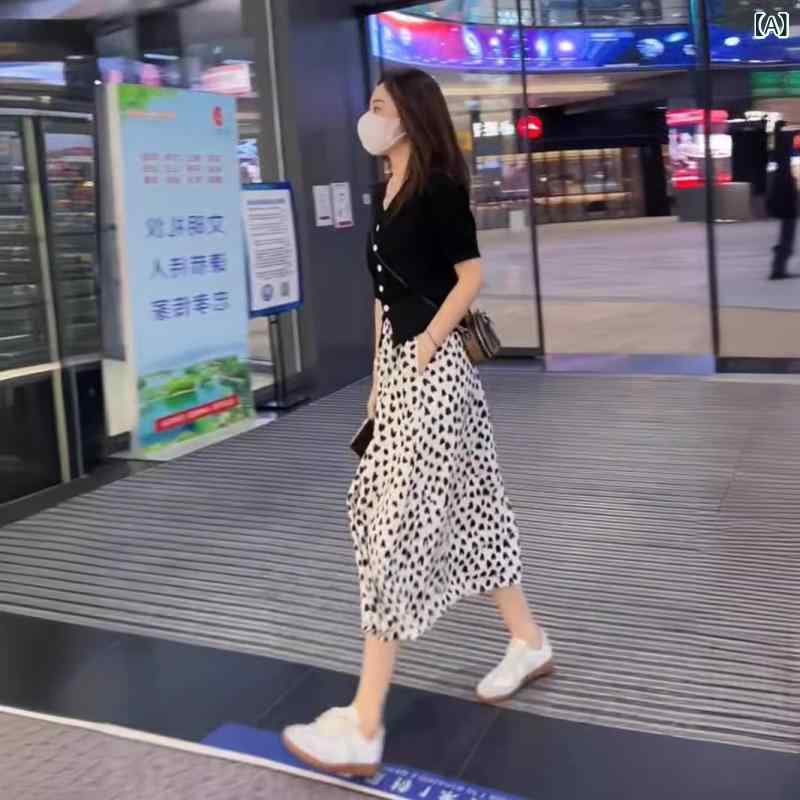 レディース セットアップ トップ 半身スコート 黒 波点 編み物 真っただ中丈 うつり変わり 夏 ?? ポリエステル 伸ばすこと 袖 三分 袖 私服刑事 麗しさ 表現スタイル ゆったり 填まる 冷やりとした 原料品 休? お上さん 服