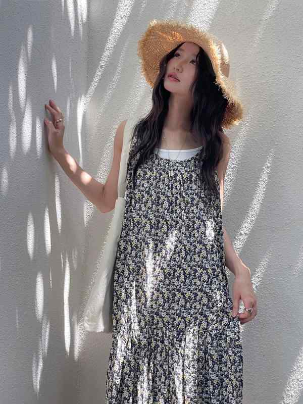 ワンピース 女性用 吊り帯 フレンチ ヴィンテージ風 小花柄 中長丈 スカート 無袖 丸首 ゆったり腰回り プリント 韓国風 ナビーブルー デイリー 日常使い カジュアル 軽やか 快適 春夏 秋冬 オールシーズン｜novolstore