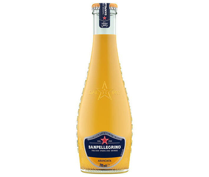 日仏貿易 サンペレグリノ イタリアンスパークリングドリンク アランチャータ(オレンジ) 200ml瓶×24本入×(2ケース)｜ 送料無料 炭酸 果汁 イタリア