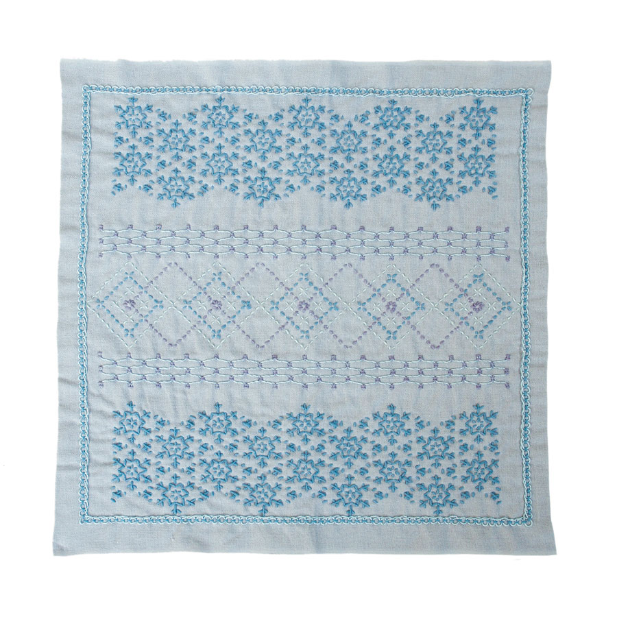 WHITEBaby　カンタキルト　購入後未使用　ブロック刺繍 kyototo_official［新商品］前方後円墳のこんもりとした森感を
