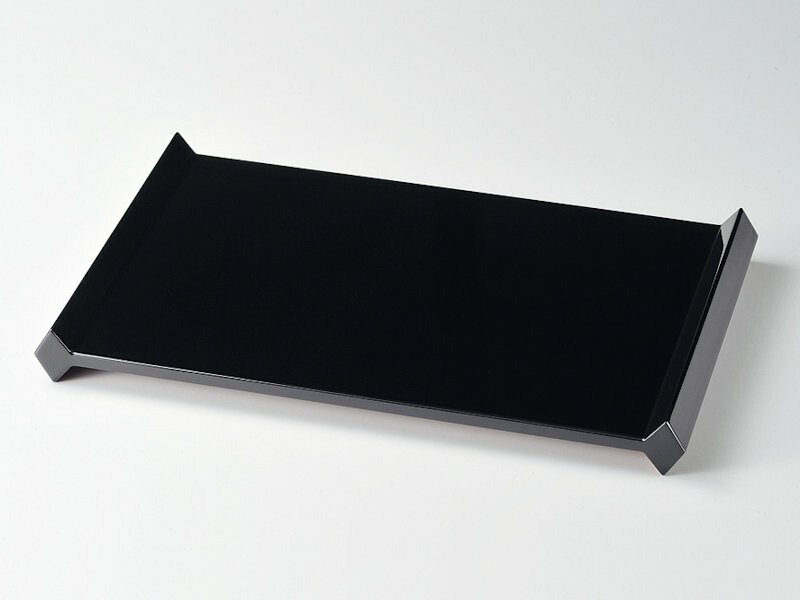 から厳選した 木製 越前塗り 雲型 花台 黒塗り 三つ足付き 漆塗り 越前漆器 華道具 花瓶敷き 花瓶台 花台 黒塗り 越前塗り 雲型 三つ足付き 漆塗り 大 越前漆器 木製 ギフト 花瓶 フラワースタンド Pachiralodge Com