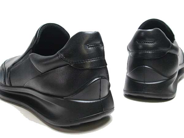 ecco aquet black