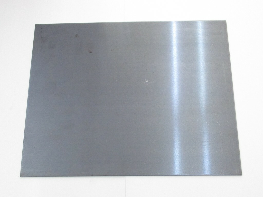 V金10号 3層鋼 2.3X240X300mm (酸化皮膜付 未研磨)<br>V10 VG10/410SUS Laminatined steel bar