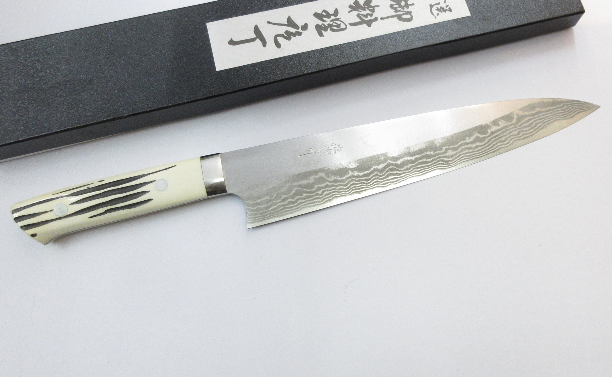 佐治武者 牛刀 240粍 鍛えるまかない方 青紙百貨店シリアの首都鋼 (K-333) Takeshi Saji Aogami Super Damascus Steel