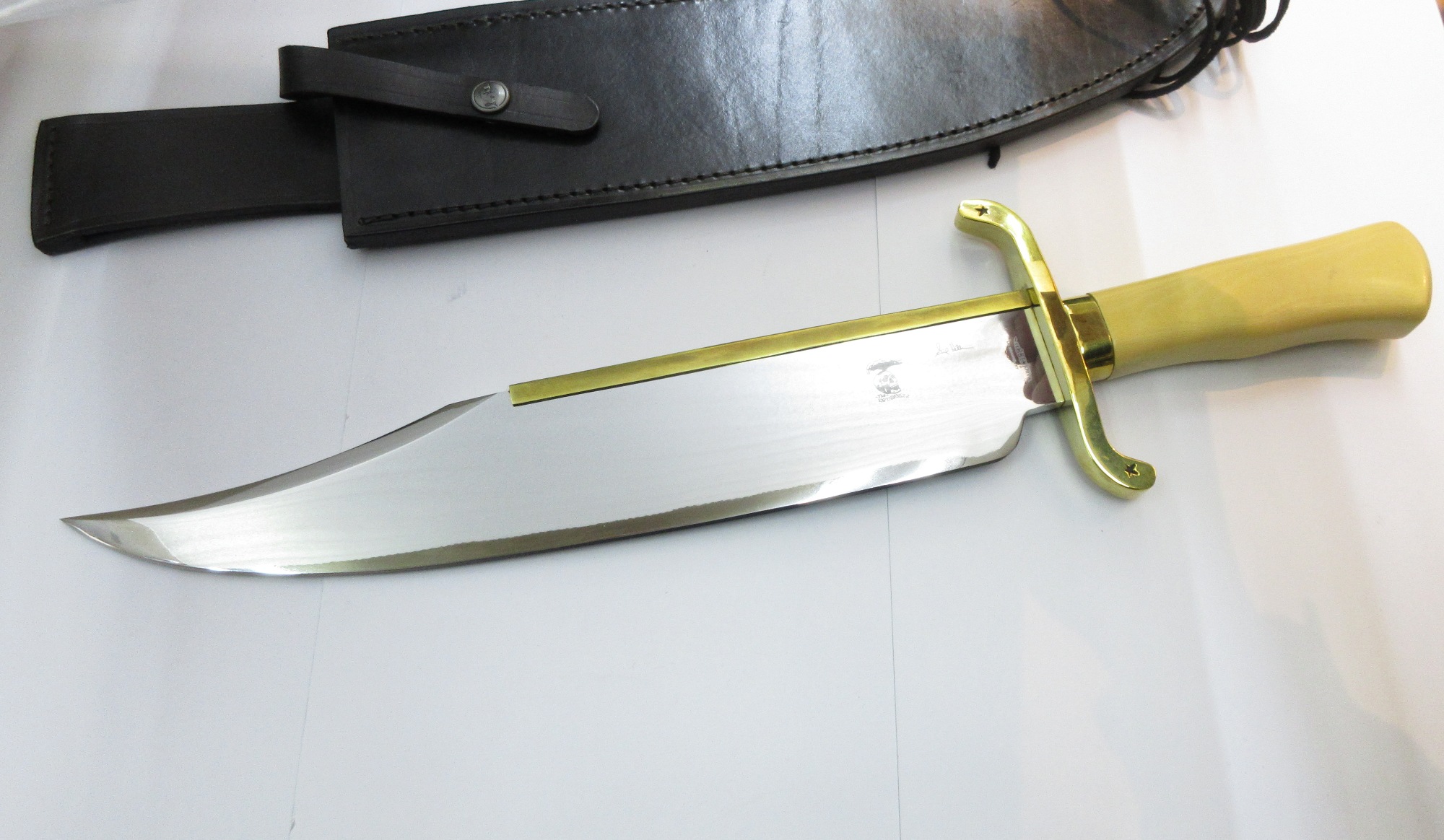 一風変わった ギル ヒブン Gil Hibben  EXPENDABLE HLITE SET の ボウイナイフ No,9 of 15 (F-712)箱は付きません