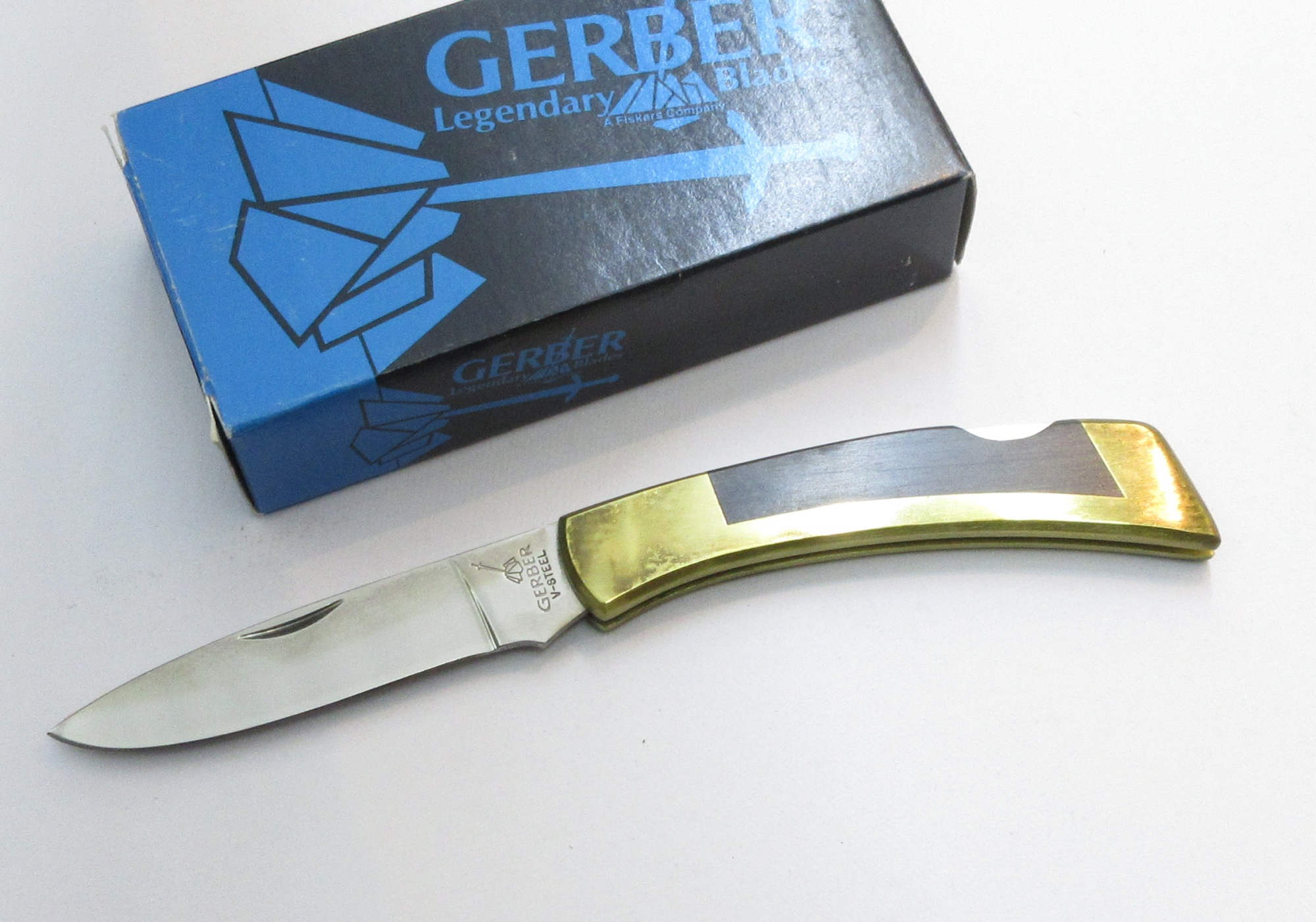 OLDガーバー ナイフ FS2 Vスチール ドロップポイント ブラス部分に変色あり 青箱付き (F-976) GERBER｜阿佐ヶ谷　しんかい