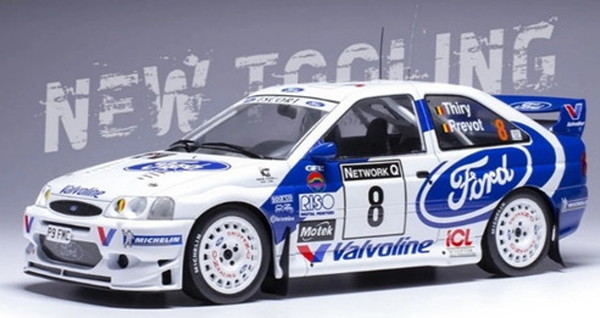 楽天市場】ミニチャンプス 1/18 フォード エスコート RS1800