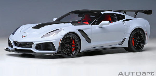 AUTOart 1/18 シボレー コルベット (C7) ZR1 グレー・メタリック 完成品ミニカー 71277|トイスタジアム2号店