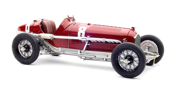 【送料無料】　CMC 1/18 アルファ・ロメオ P3 1932年イタリアGP #8 Nuvolari 完成品ダイキャストミニカー M-219 59,290円