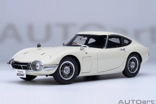 オートアート トヨタ2000GT 007 ボンドカー 1/18 レア Most rare, expensive car in James Bond The Toyota 2000 GT