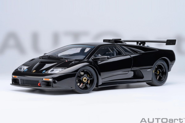【送料無料】　AUTOart 1/18 ランボルギーニ ディアブロ GTR ブラック 完成品ミニカー 79137