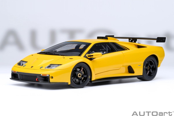 【送料無料】　AUTOart 1/18 ランボルギーニ ディアブロ GTR イエロー 完成品ミニカー 79138