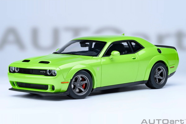 【貨物輸送無料】 AUTOart 1/18 ダッジ チャレンジャー SRT 百貨店 買い溜める 2023 (メタリック・菩提樹緑であること SUBLIME) 成し遂げる品ミニカー 71769