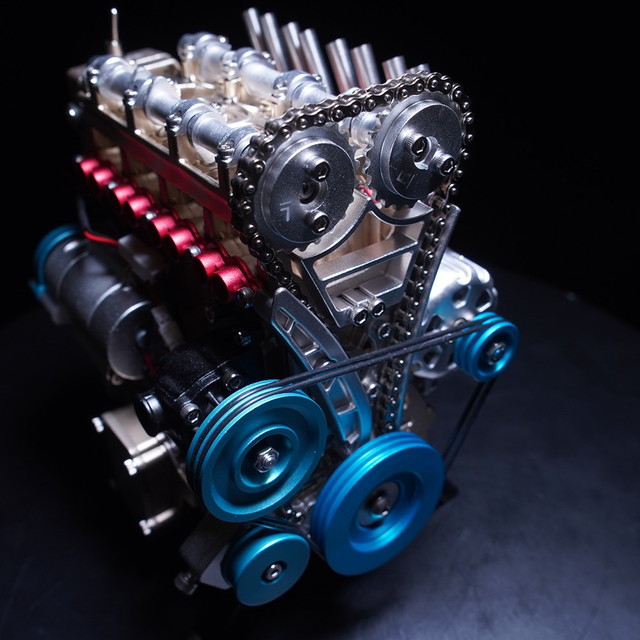 【送料無料】　Flukeforest 4気筒 DOHCエンジン 組立キット エンジン模型 FA-4C