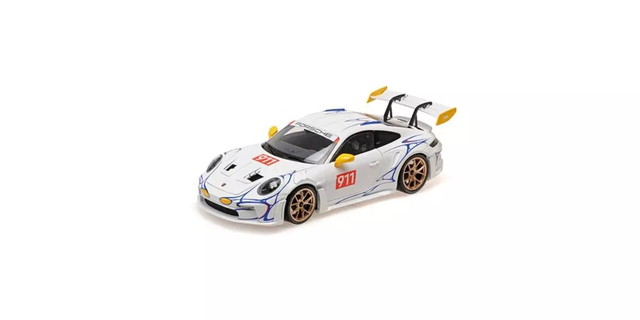【貨物輸送無料】 MINICHAMPS 1/18 ポルシェ 911 (992) GT3RS 2023 白いこと/黄色飾りつけ 切り上げる品ミニカー 110062042