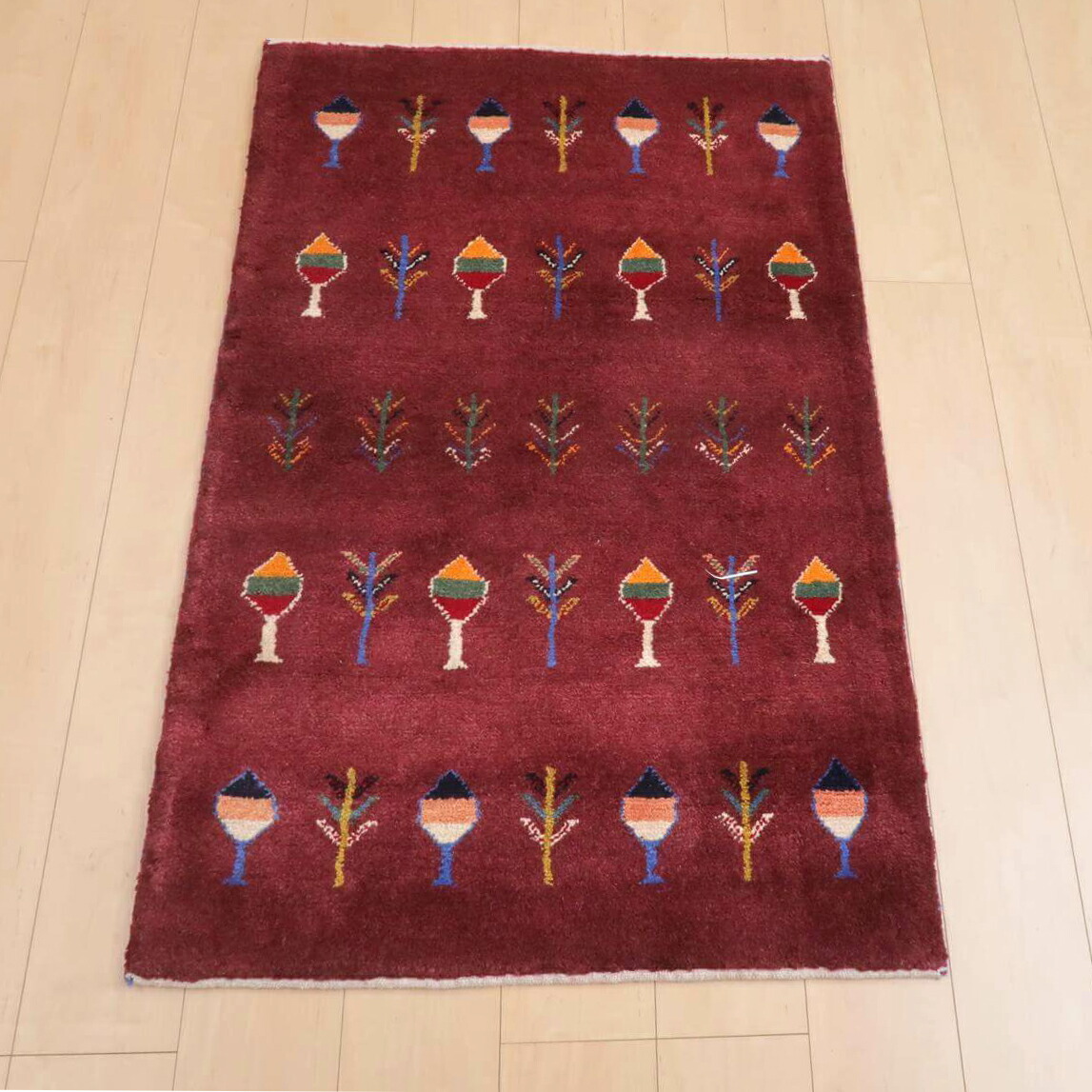 ギャッベ イラン製 リビングサイズ 125×81cm 手織り 天然 ウール100% 長方形 草木染 モダン ナチュラル 北欧 ラグ 絨毯 マット ラグマット ギャベ 床暖房対応 ホットカーペット対応 （BS-11416）