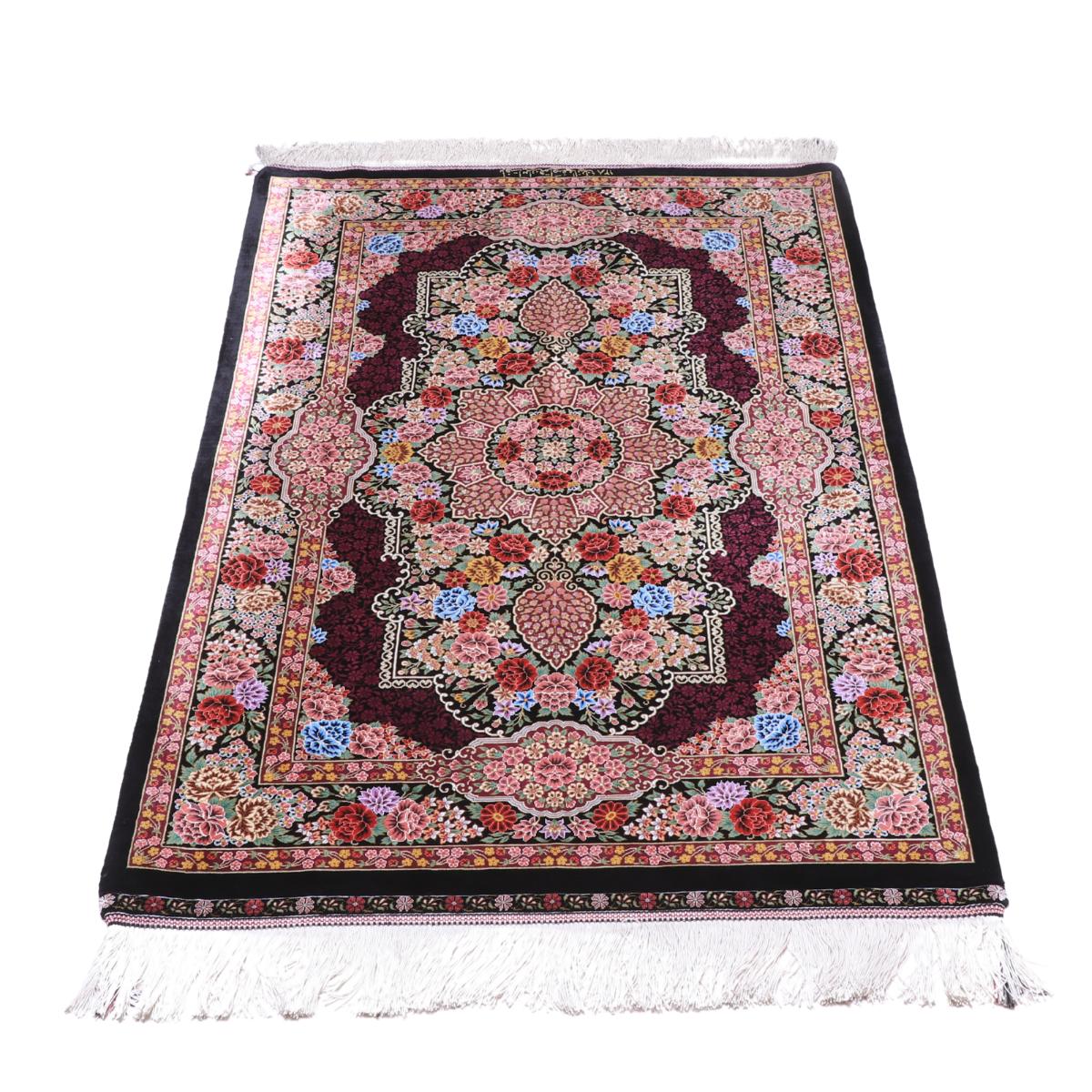 ペルシャ絨毯 イラン製 125×79cm 手織り 天然 シルク100% 長方形 草木染 高級 ナチュラル 北欧 ラグ 絨毯 マット ラグマット カーペット 床暖房対応 ホットカーペット対応 （FN-70300）