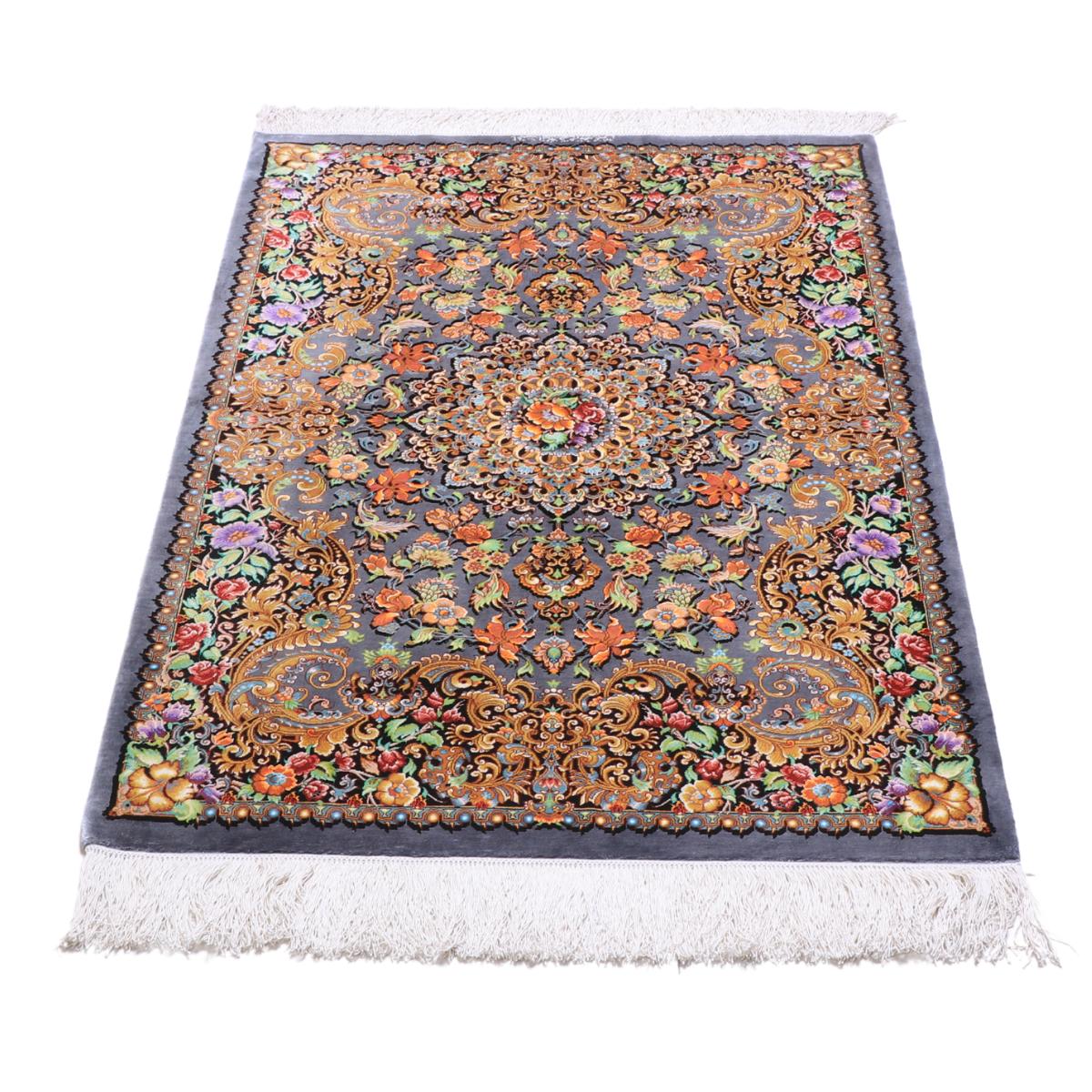 ペルシャ絨毯 イラン製 121&times;78cm 手織り 天然 シルク100% 長方形 草木染 高級 ナチュラル 北欧 ラグ 絨毯 マット ラグマット カーペット 床暖房対応 ホットカーペット対応 （FN-70301）｜キリム＆絨毯・オリエンタルムーン