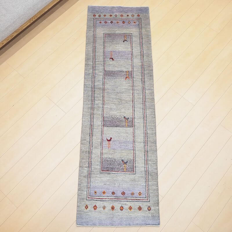 ギャッベ イラン製 リビングサイズ 238×71cm 手織り 天然 ウール100% 長方形 草木染 おしゃれ かわいい モダン ナチュラル 北欧 ラグ 絨毯 マット ラグマット カーペット ギャベ 床暖房対応 ホットカーペット対応 （HR-13111）