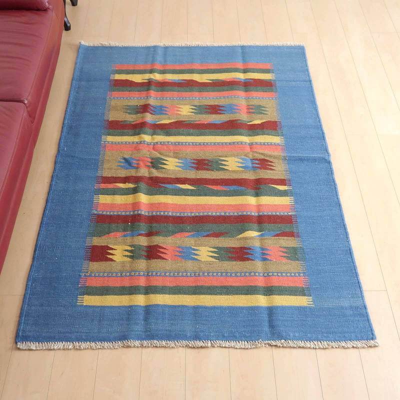 イラン・シラーズ産 キリム リビングサイズ 191×128cm 手織り ラグ ウール 100% 夏用 洗える ダイニング ベッドルーム ホットカーペット対応 床暖房対応 ラグマット 絨毯 キリム柄 kilim ブルー （品番:KL-394）