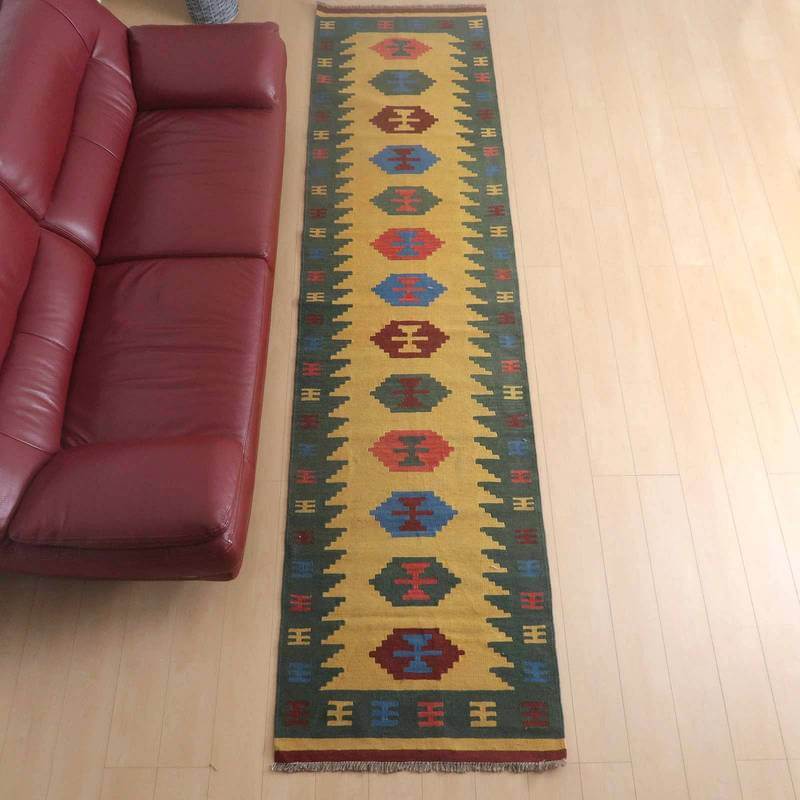 イラン・シラーズ産 キリム 細長 ランナー 345×85cm 手織り ラグ ウール 100% 洗える キッチンマット 廊下敷 ベッドサイド ロングラグ ホットカーペット対応 床暖房対応 ラグマット 絨毯 キリム柄 kilim イエロー （品番:KR-556）