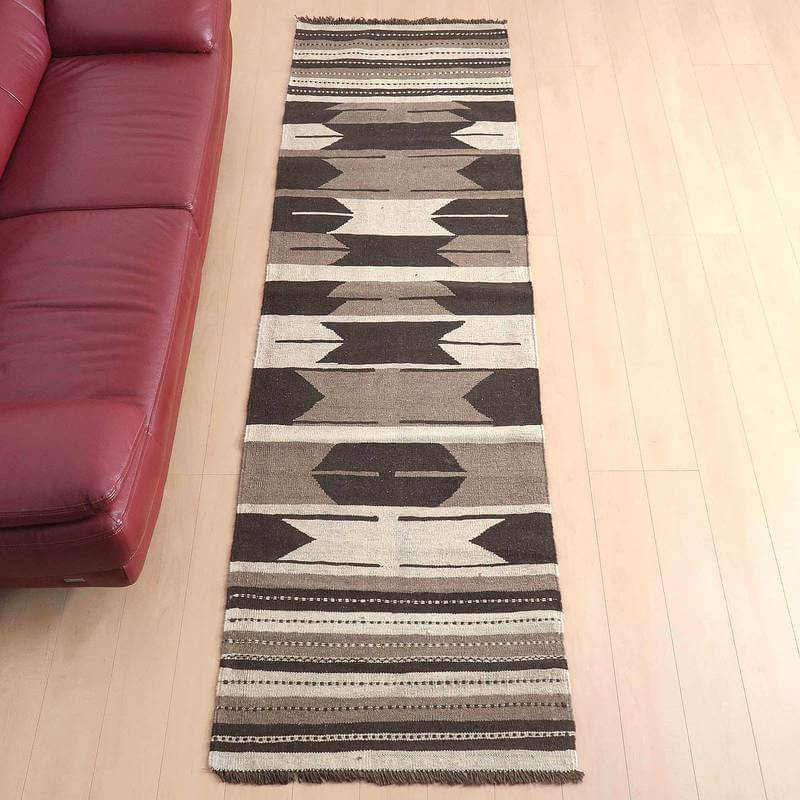 イラン・シラーズ産 キリム 細長 ランナー 291×84cm 手織り ラグ ウール 100% 洗える キッチンマット 廊下敷 ベッドサイド ロングラグ ホットカーペット対応 床暖房対応 ラグマット 絨毯 キリム柄 kilim モノトーン （品番:KR-66252）