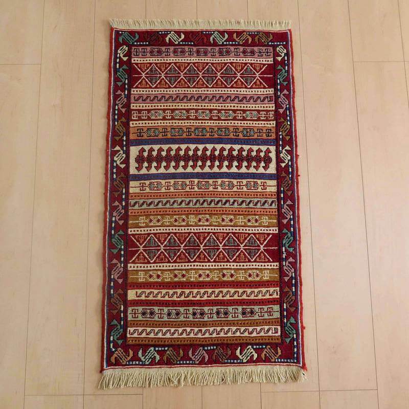 キリム イラン製 玄関マット95×57cm 手織り 小さめ ラグ ウール 100% おしゃれ 北欧 エスニック アジアン 夏用 洗える ホットカーペット対応 床暖房対応 ラグマット 絨毯 スマック織り アゼルバイジャン kilim （品番:KSS-787）