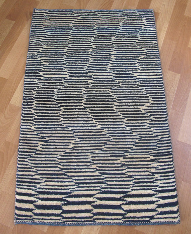 イラン製 ゾランヴァリ ギャッベ 玄関マット 115&times;73cm 手織り 天然 ウール100% 草木染 おしゃれ かわいい 北欧 ラグ 絨毯 マット ラグマット カーペット 厚手 屋内 室内 ギャベ 床暖房対応 ホットカーペット対応 (品番:ZS-1199）｜キリム＆絨毯・オリエンタルムーン 59,400円