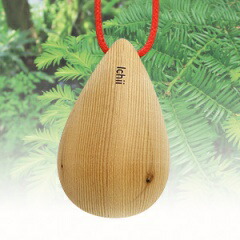 楽天市場 Mokurin もくりん いちい キーホルダー ストラップ 木製 鈴 おしゃれ かわいい アクセサリー シンプル ギフト プレゼント 男性 女性 レディース 子供 男の子 女の子 プチギフト お礼 プレゼント 誕生日プレゼント お誕生日 日本製 国産 天然木 オーク