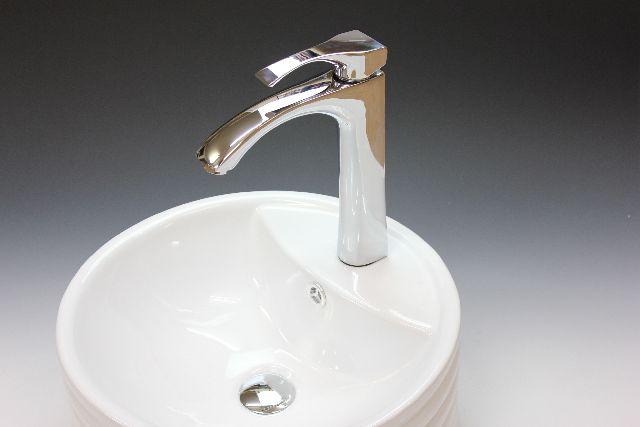 水栓金具 水道の栓 水栓 洗面水栓 洗面室内用便器どんぶり鉢用 雑ぜ合わせる水栓 シングル生き肝 一生き肝 洗面用水栓金具 KOJ-35H（トール手合い）