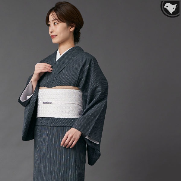 【新品】西陣織 八寸名古屋帯 正絹　仕立て上がり　大光　黒 楽天市場】大光 八寸名古屋帯 正絹 仕立て付き 白 切子 裂取 幾何学