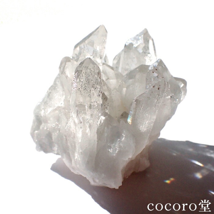 天然石 パワーストーン 【一点もの】 ブラジル トマスゴンサガ産 水晶 クラスター 置き物 サイズ：約66×61×53mm 重さ：約150g レディース メンズ 勝負 恋愛 【メール便不可】 16,644円