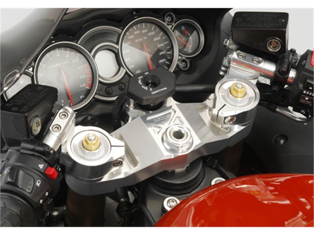 アグラス トップブリッジ＆ハンドル シルバー GSX1300R 08-12 (321-391-000)｜OCC　netshop 58,045円