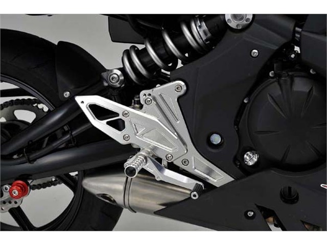アグラス バックステップ タンデム無4ポジション Ninja400R／ER-4n (312-484-001)
