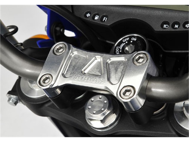 アグラス ハンドルクランプカバー D-TRACKER125 (321-481-000)|OCC netshop