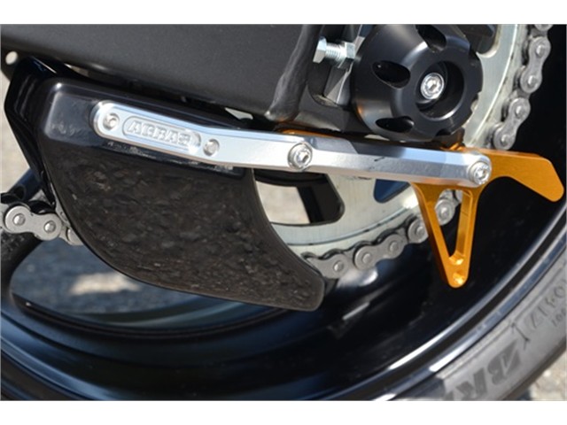アグラス Cガードカーボン& リアスタンドプレート GLD YZF-R6 17 (353-278-001G)|OCC netshop