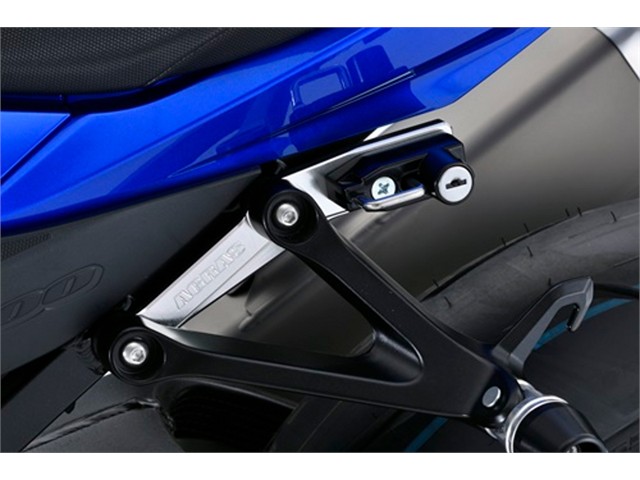 アグラス ヘルメットホルダー SLV／メッキ GSXR1000／R 17 (603-305-000SS)｜OCC　netshop