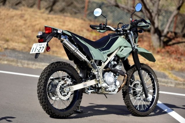 KLX230/SM/SHERPA 8BK-LX232A マフラー BEAMS ビームス R-EVO スリップオン ステンレスサイレンサー 政府認証 G439-53-P6J｜OCC　netshop