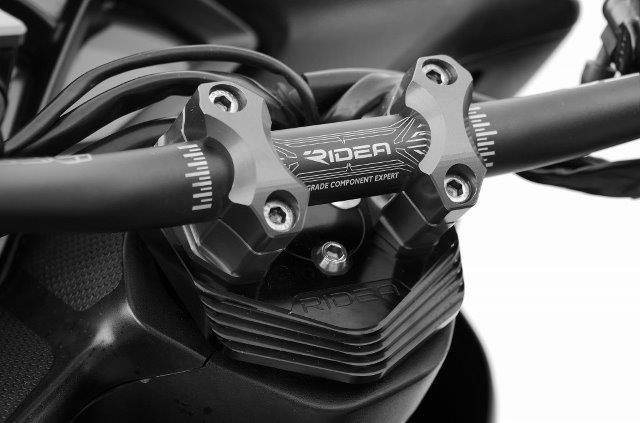 RIDEA リデア ハンドルバーライザーキット HRK-Y01-RD(カラー:レッド) YAMAHA SMAX/マジェスティS RIYA00547