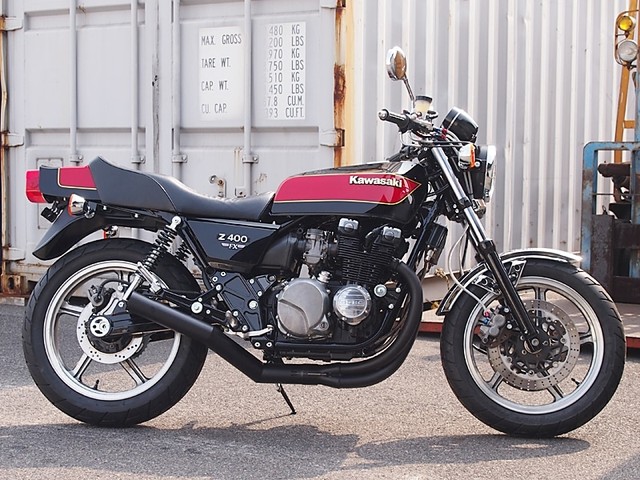 ゼファー400χ FXタイプタンクセット(E4エボニー)タックロール ドレミコレクション 17195|OCC netshop