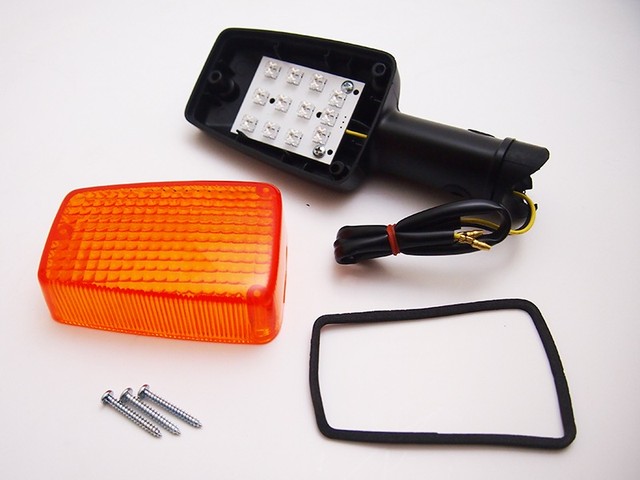 CB750F LEDウインカーフロント(右) ドレミコレクション 23076