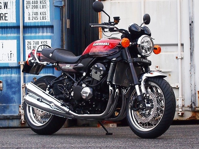 Z900RS 4本エキゾーストマフラー 2018-21型式2BLJMCA公認 ストリート4(メッキ) ドレミコレクション 35203