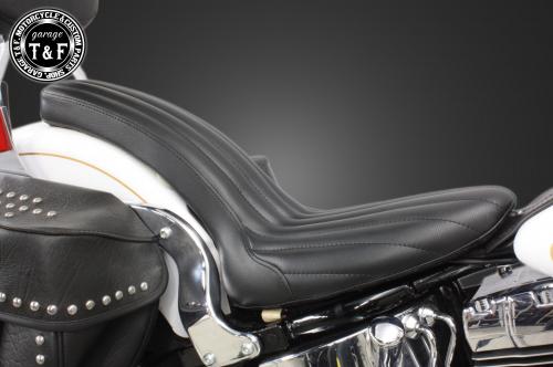 在庫有り T&F ティーアンドエフ Harley-Davidson ハーレーダビッドソン ソフテイル(SOFTAIL)150/MU85タイヤ用 コブラシート(バーチカル) STST36