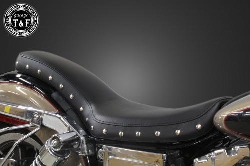 在庫有り Garage T&F ティーアンドエフ ダイナ(DYNA)前期用 スタッド付きコブラシート(スムース) 507012|OCC netshop