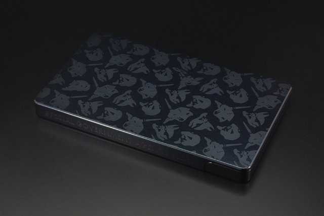 GILD DESIGN ギルドデザイン GM-177 EVA ジュラルミンカードケース Black&times;Navy(渚カヲル) 49103｜OCC　netshop