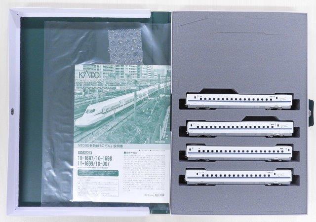 カトーN700S東海道新幹線のぞみ16両新品 カトー N700S新幹線「のぞみ」 基本セット(4両) 10-1697 (鉄道